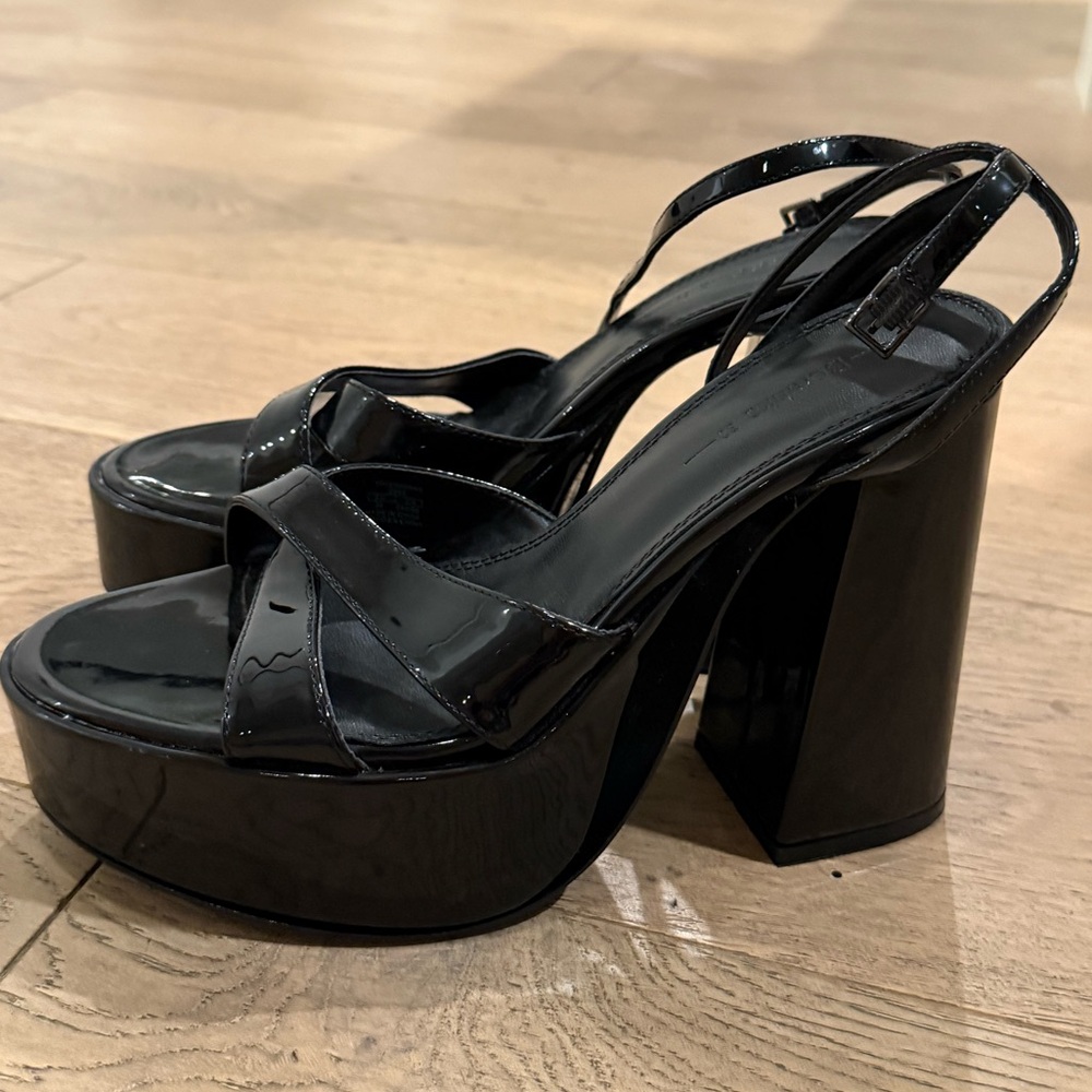 BERSHKA PATENT LEATHER PLATFORM HEELS 38